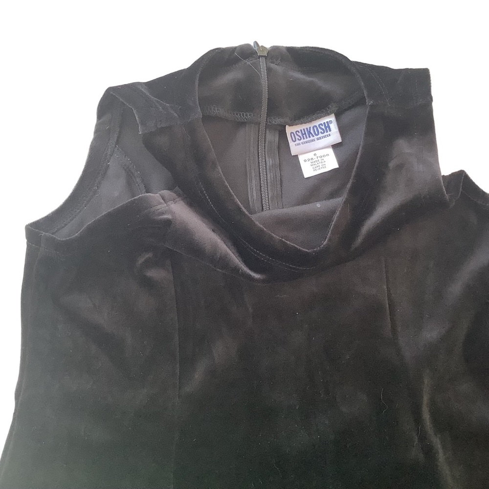 OshKosh B’gosh poly/spandex blend velour type dress size 6. - Picture 3 of 5
